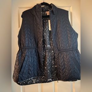 chicos vest, never worn tags still on, navy blue, XXL